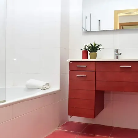 Elvira Apartments With Pool Suite *