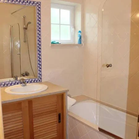Elvira Apartments With Pool Suite *